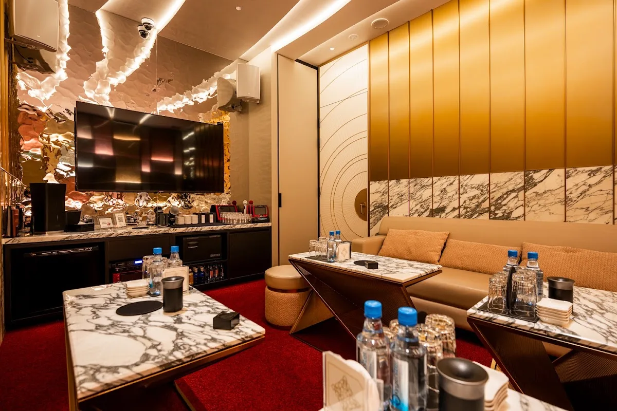 Club Lalah Roppongi 2